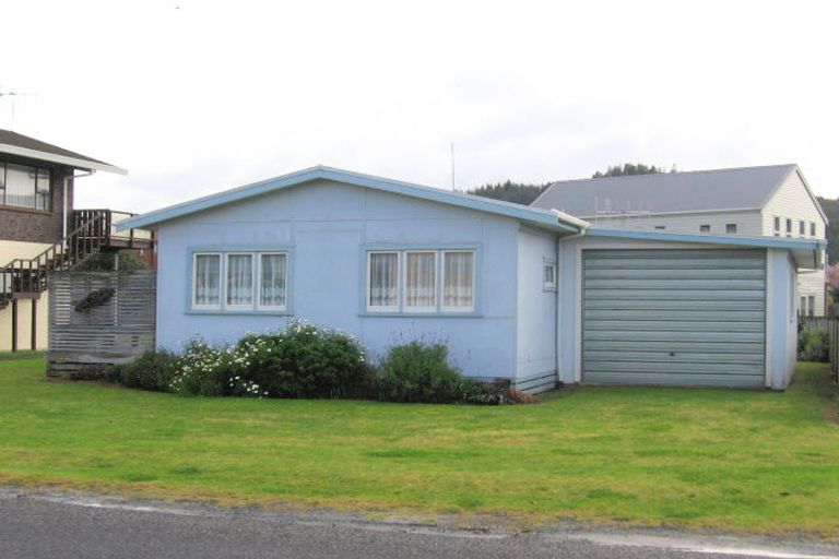Photo of property in 616a Harbour View Road, Whangamata, 3620