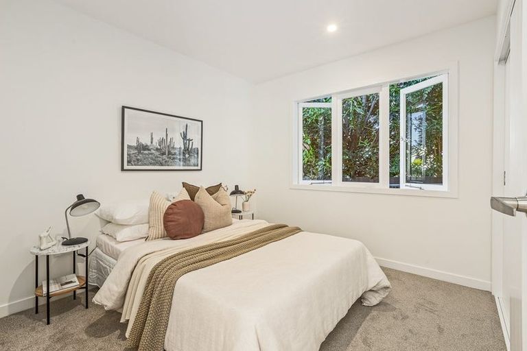 Photo of property in 17a Hamurana Place, Te Atatu Peninsula, Auckland, 0610