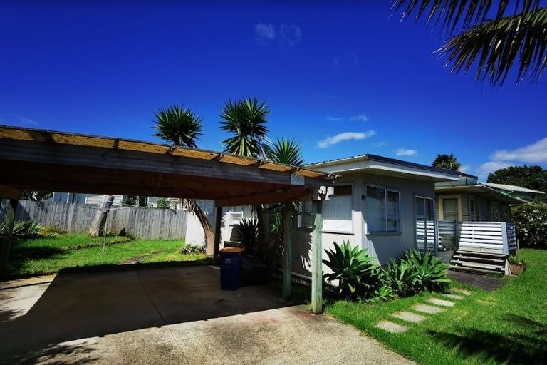 Photo of property in 266c Birkdale Road, Birkdale, Auckland, 0626