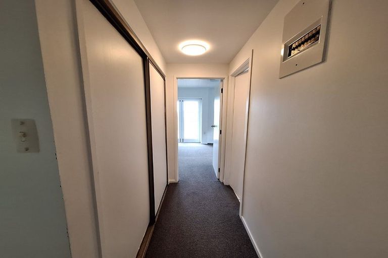 Photo of property in 13 Valkyria Place, Beach Haven, Auckland, 0626