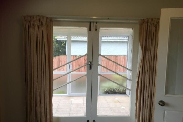 Photo of property in 32 Cranbrook Avenue, Burnside, Christchurch, 8053