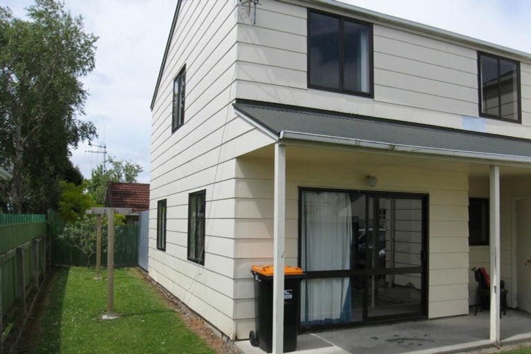 Photo of property in 16 Keeling Street, West End, Palmerston North, 4412