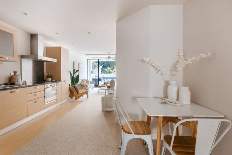 Photo of property in 204/16 Adams Avenue, Mount Maunganui, 3116