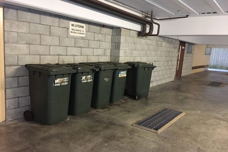 Photo of property in Capital Hill Apartments, 33/54 Hill Street, Thorndon, Wellington, 6011