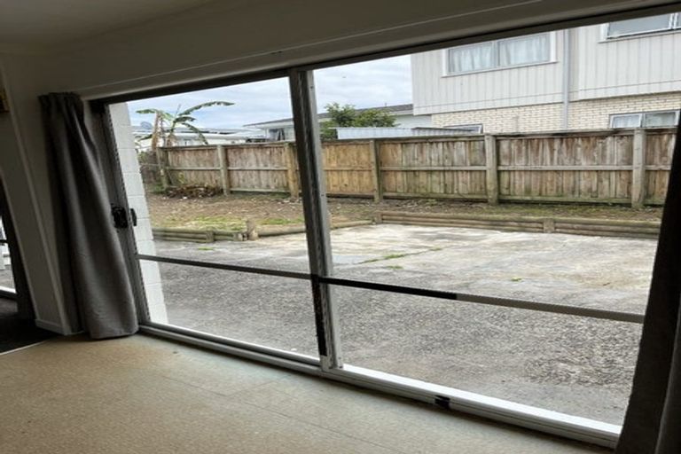 Photo of property in 54 Mckinstry Avenue, Mangere East, Auckland, 2024