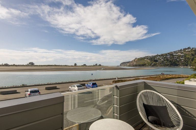 Photo of property in 1/19 Beachville Road, Redcliffs, Christchurch, 8081