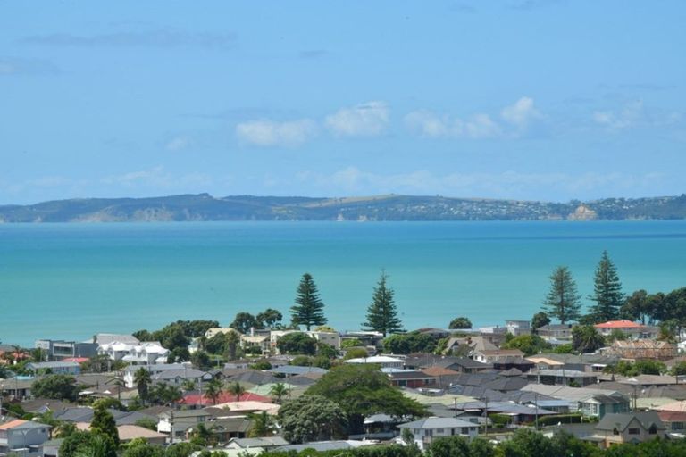 Photo of property in 12 Ascot Way, Orewa, 0931