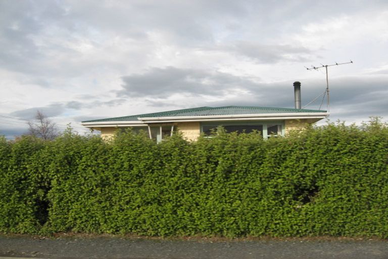 Photo of property in 8 Athol Place, Balclutha, 9230
