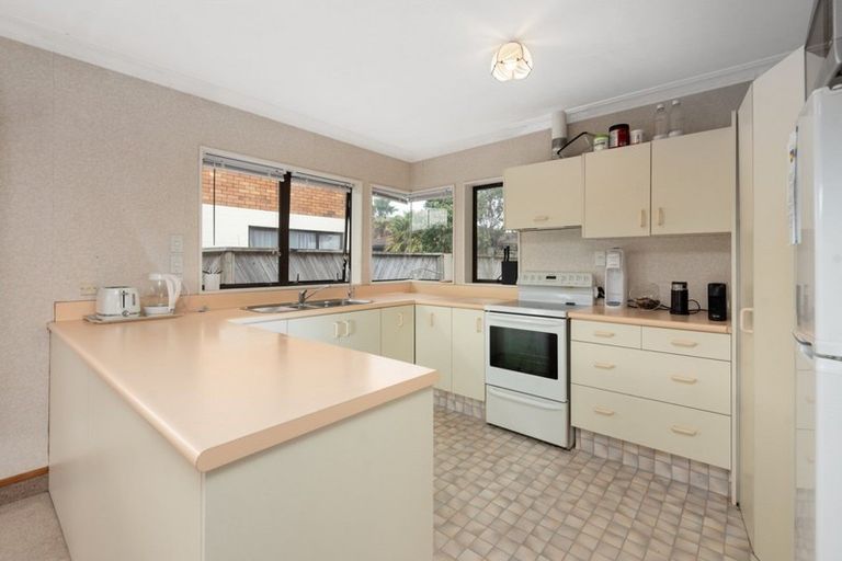Photo of property in 1/267 Oceanbeach Road, Mount Maunganui, 3116