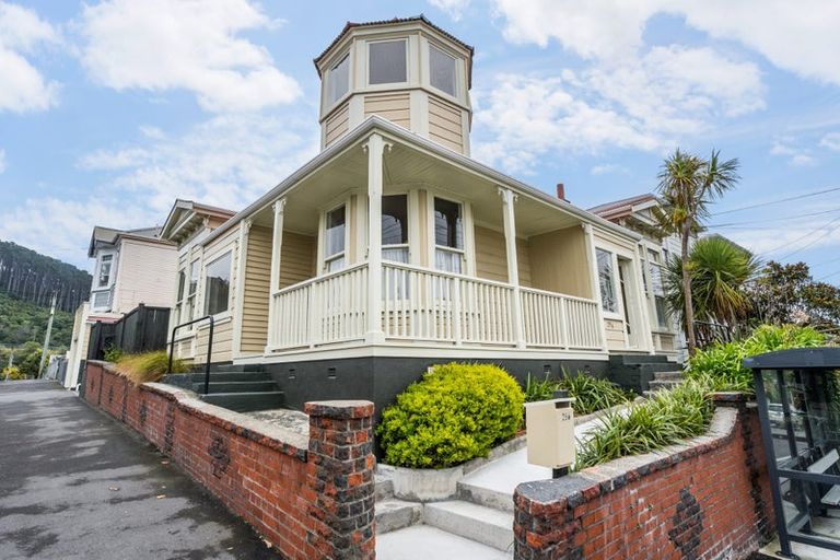 Photo of property in 256 Adelaide Road, Newtown, Wellington, 6021