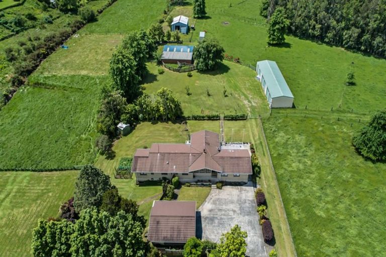 Photo of property in 1 Waterford Road, Katikati, 3129