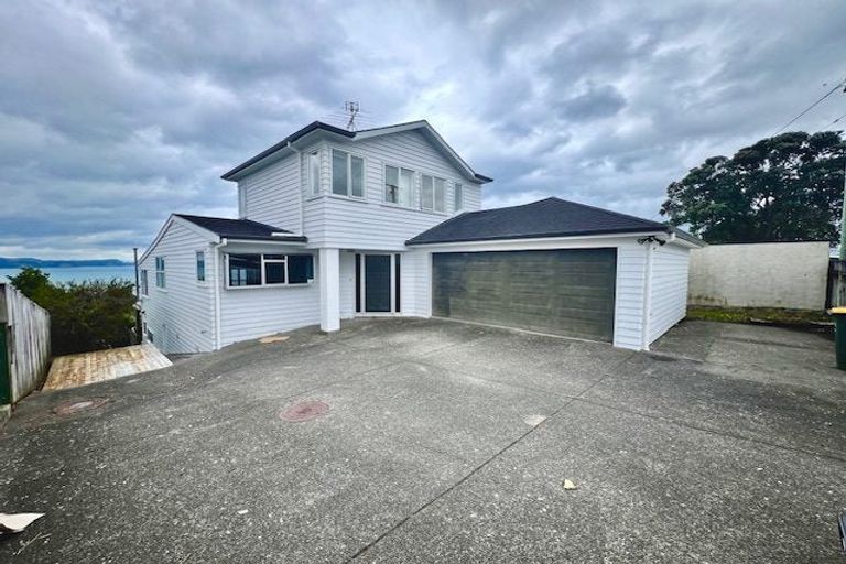 Photo of property in 24 Vipond Road, Stanmore Bay, Whangaparaoa, 0932