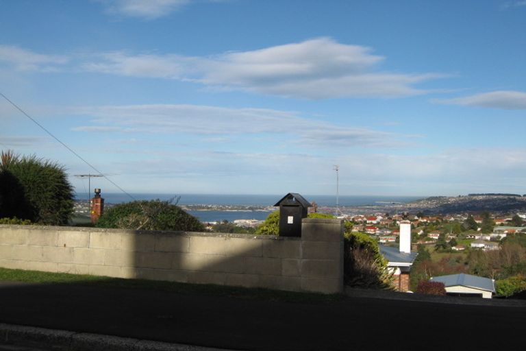 Photo of property in 2/76 Knights Road, Rothesay Bay, Auckland, 0630