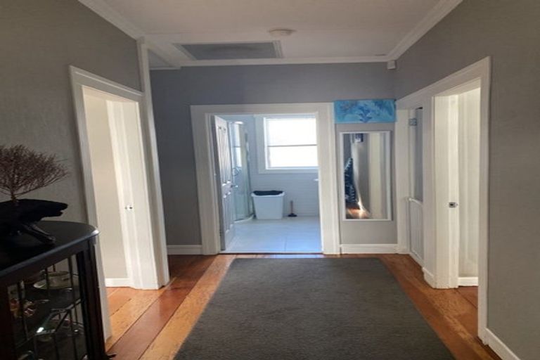 Photo of property in 36 Elliot Street, Papakura, 2110