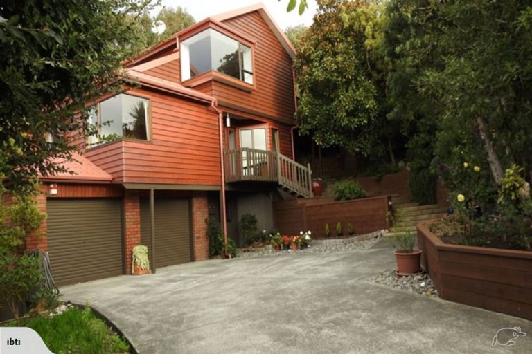 Photo of property in 12 Doon Grove, Papakowhai, Porirua, 5024