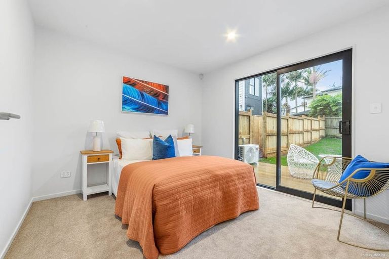Photo of property in 6/105 Hobsonville Road, West Harbour, Auckland, 0618