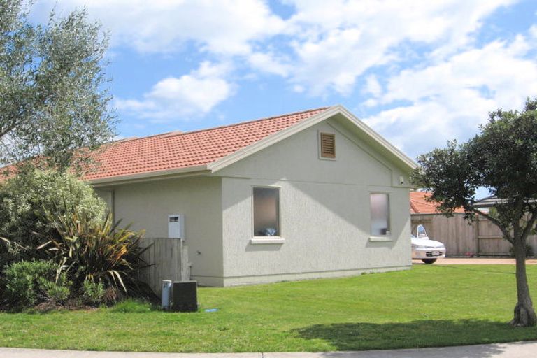 Photo of property in 4 Andalusian Place, Papamoa Beach, Papamoa, 3118