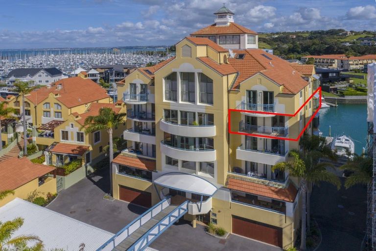 Photo of property in 66 Harbour Village Drive, Gulf Harbour, Whangaparaoa, 0930