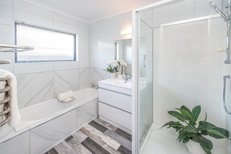 Photo of property in 13 Kamahi Street, Castlecliff, Whanganui, 4501