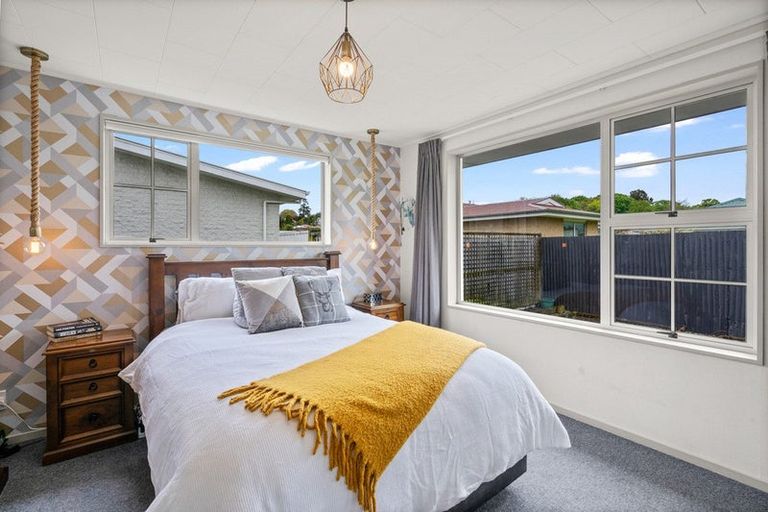 Photo of property in 1 Devon Street, Gore, 9710