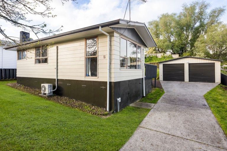 Photo of property in 15 Splitt Avenue, Glenview, Hamilton, 3206