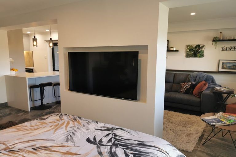 Photo of property in 1/43 Salisbury Road, Birkdale, Auckland, 0626