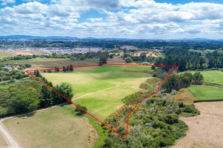 Photo of property in 104 Hall Road, Peacocke, Hamilton, 3282