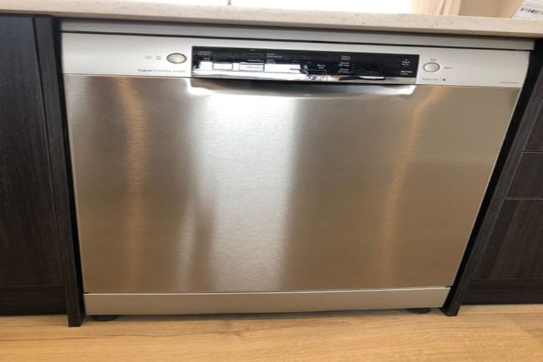 Photo of property in 4 Arrowsmith Drive, Halswell, Christchurch, 8025