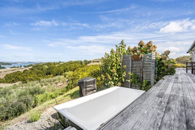 Photo of property in 241d Heatley Road, Whakapirau, Maungaturoto, 0583