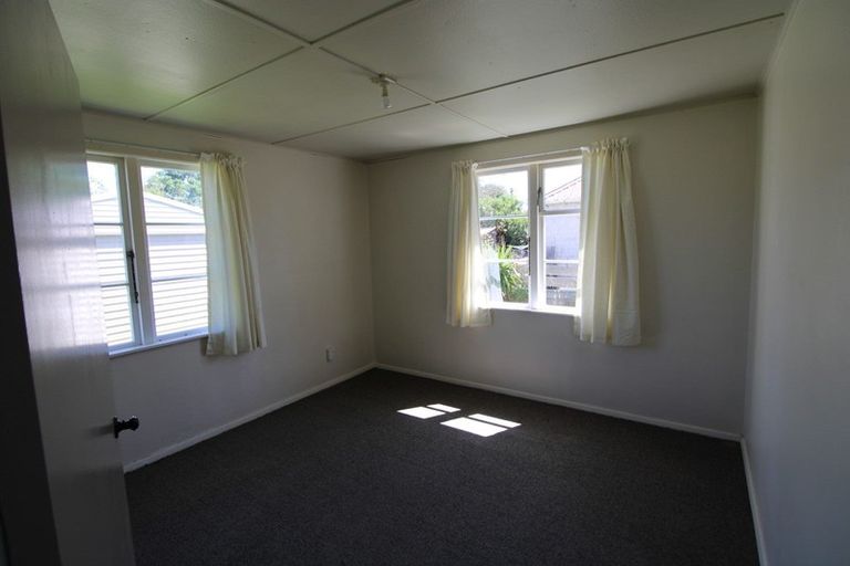 Photo of property in 34 Norbiton Road, Foxton, 4814