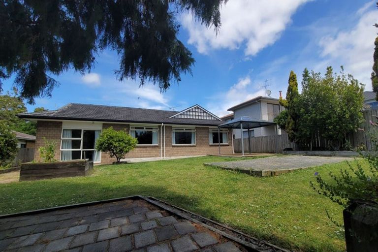 Photo of property in 31 Prince Regent Drive, Half Moon Bay, Auckland, 2012