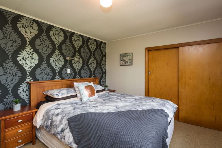 Photo of property in 5 Buick Crescent, Awapuni, Palmerston North, 4412