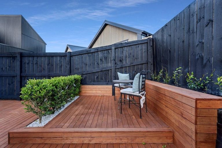 Photo of property in 10 Kotuitui Drive, Wainui, 0992