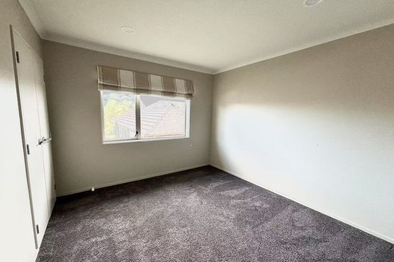 Photo of property in 13 Finbar Close, Flat Bush, Auckland, 2019