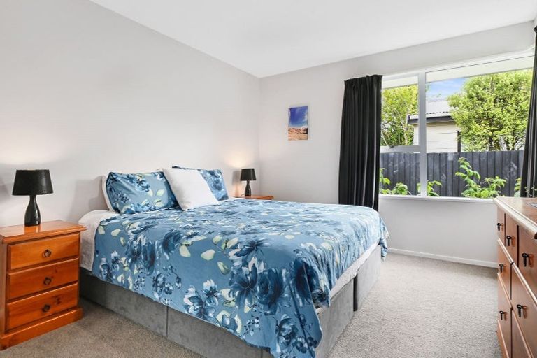 Photo of property in 1/475 Wairakei Road, Burnside, Christchurch, 8053