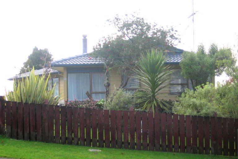 Photo of property in 96 Reynella Drive, Massey, Auckland, 0614