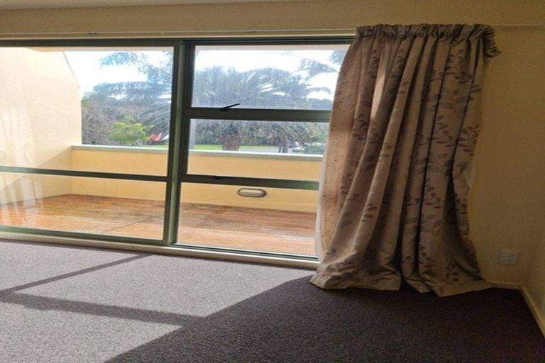 Photo of property in 2/595 Laurie Southwick Parade, Gulf Harbour, Whangaparaoa, 0930