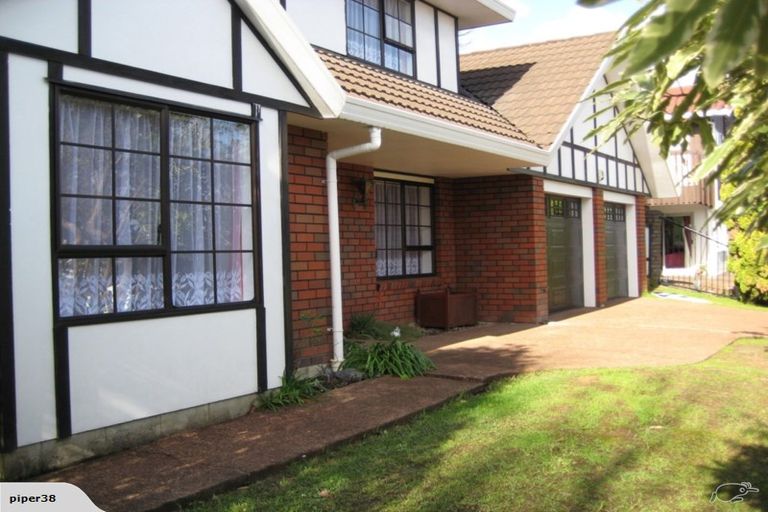 Photo of property in 75 Kennedy Avenue, Forrest Hill, Auckland, 0620