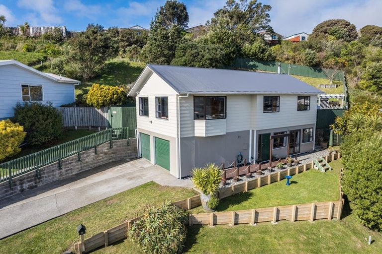 Photo of property in 10 Adventure Drive, Whitby, Porirua, 5024