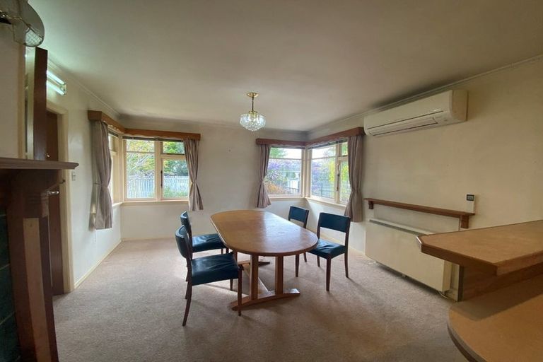 Photo of property in 16 Middlepark Road, Sockburn, Christchurch, 8042