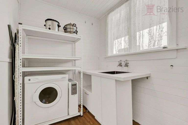 Photo of property in 17 Kearneys Road, Linwood, Christchurch, 8062