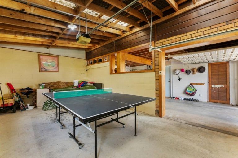 Photo of property in 122 Tuna Place, Onemana, Whangamata, 3691