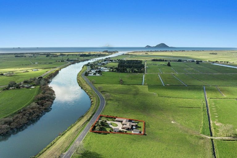 Photo of property in 97 East Bank Road, Edgecumbe, Whakatane, 3193