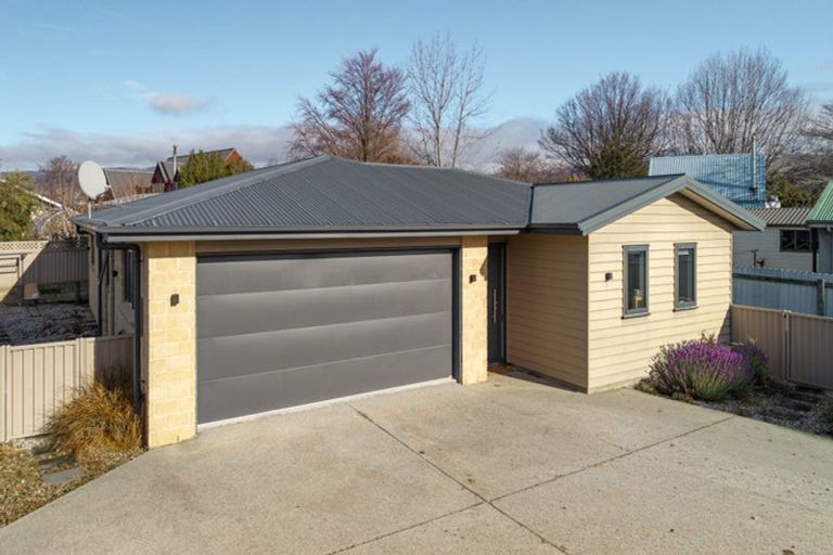 Photo of property in 92b Molyneux Avenue, Cromwell, 9310