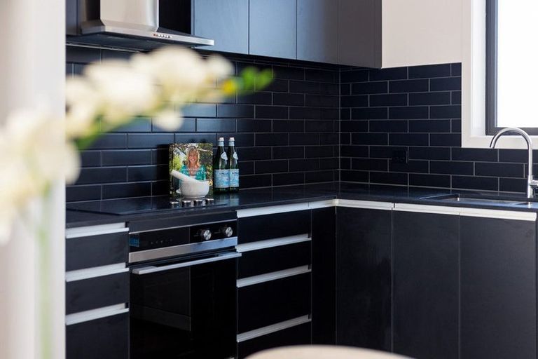 Photo of property in 47 Kamahi Place, Paraparaumu, 5032