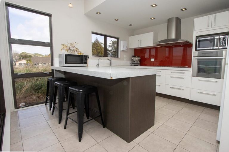 Photo of property in 8 Joyce Adams Place, Waimauku, 0883