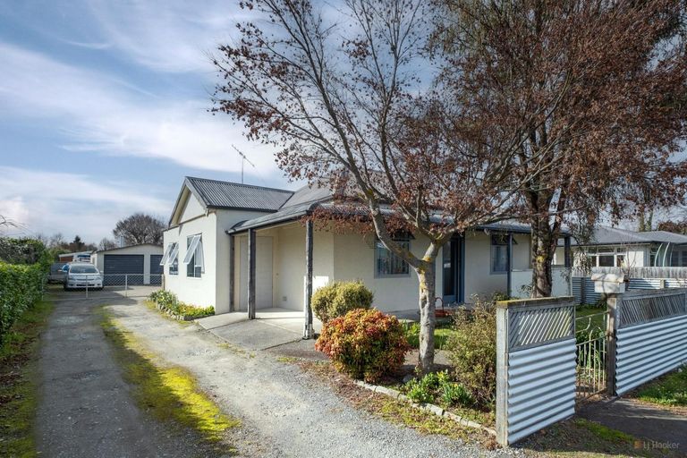 Photo of property in 227 Talbot Street, Geraldine, 7930