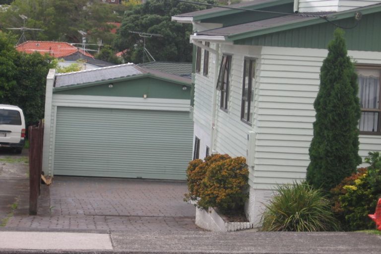 Photo of property in 19 Corunna Road, Milford, Auckland, 0620