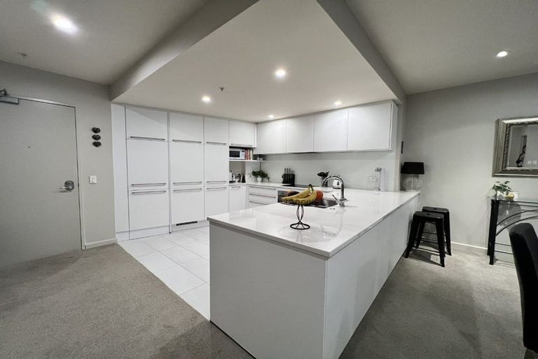 Photo of property in Kate Sheppard Apartments, 3b/42 Molesworth Street, Thorndon, Wellington, 6011
