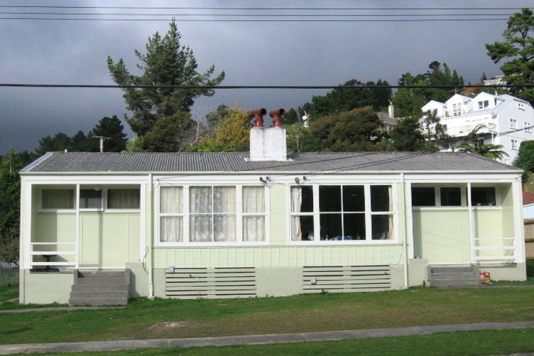 Photo of property in 41-43 Delaney Drive, Stokes Valley, Lower Hutt, 5019